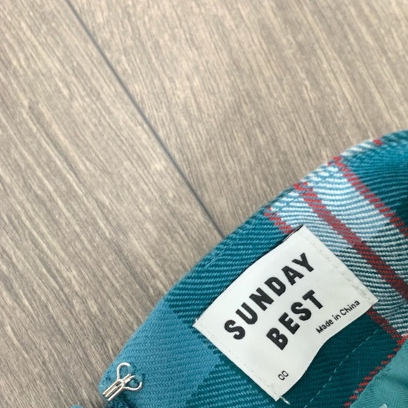 Aritzia Sunday Best Olive Mini Skirt Teal Plaid Pleated High Rise Waist Size 00 - Picture 3 of 6